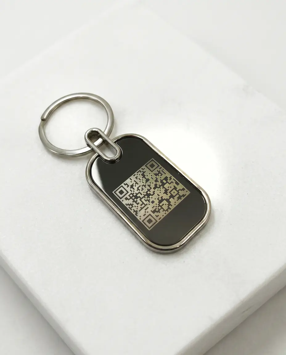 QR Code Key Tag for the private return of lost keys